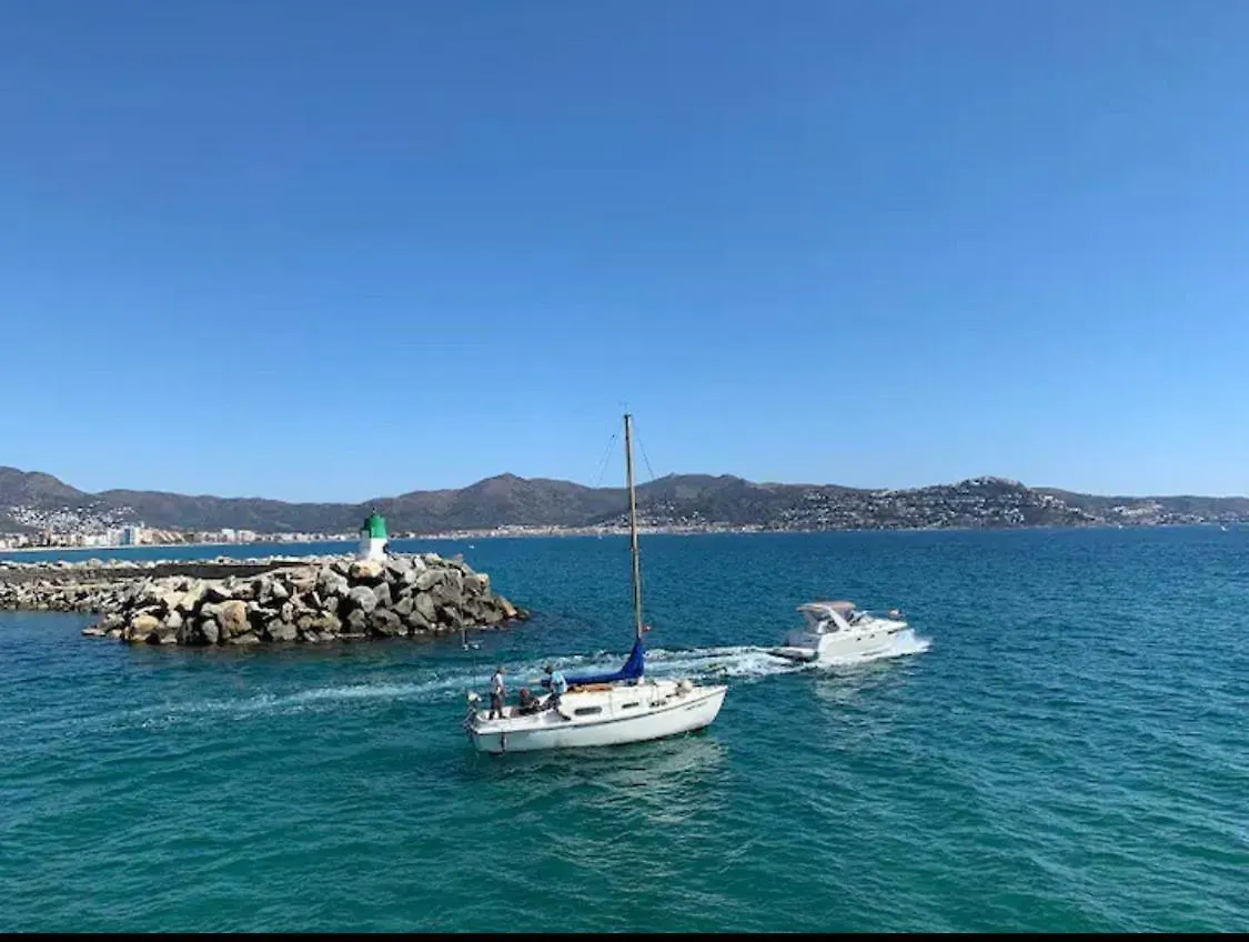 Apartment Acogedor Apartamento En Roses - 50M Playa - Wifi - Aire Acondicionado